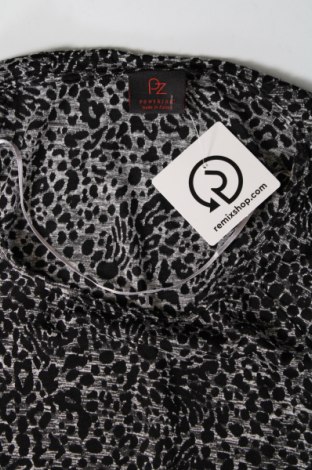 Γυναικεία μπλούζα Powerzone, Μέγεθος M, Χρώμα Πολύχρωμο, Τιμή 2,35 €