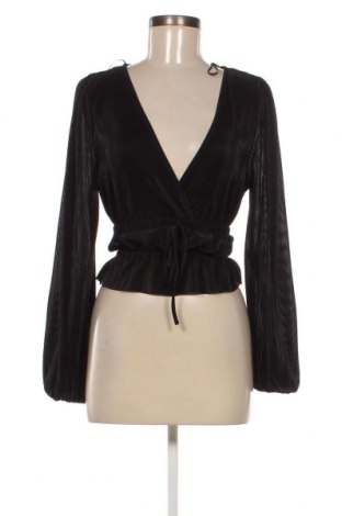 Γυναικεία μπλούζα Pull&Bear, Μέγεθος M, Χρώμα Μαύρο, Τιμή 5,40 €