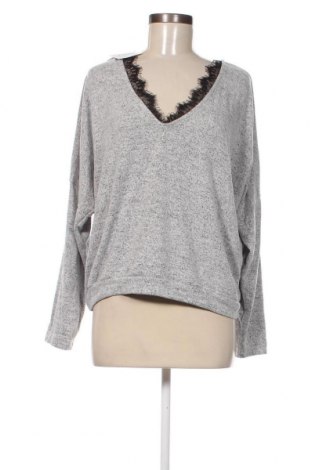 Γυναικεία μπλούζα Reserved, Μέγεθος XL, Χρώμα Γκρί, Τιμή 6,35 €