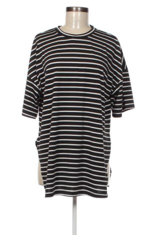 Damen Shirt She, Größe S, Farbe Mehrfarbig, Preis 3,31 €