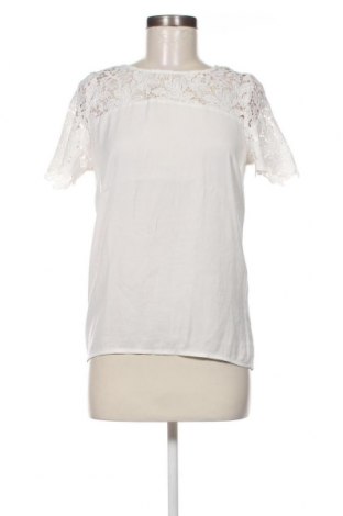 Дамска блуза VILA, Размер XS, Цвят Бял, Цена 6,21 лв.