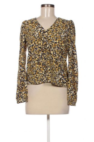 Γυναικεία μπλούζα Vero Moda, Μέγεθος XS, Χρώμα Πολύχρωμο, Τιμή 3,09 €