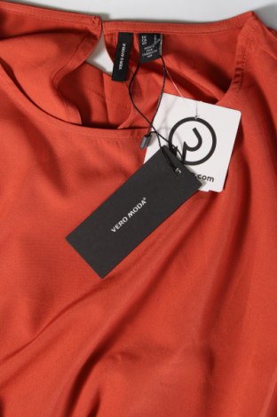 Γυναικεία μπλούζα Vero Moda, Μέγεθος L, Χρώμα Κόκκινο, Τιμή 4,74 €