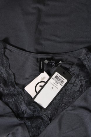 Damen Shirt Vero Moda, Größe XS, Farbe Grau, Preis 3,09 €