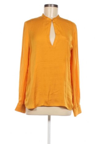 Дамска блуза Zara Trafaluc, Размер M, Цвят Жълт, Цена 8,40 лв.