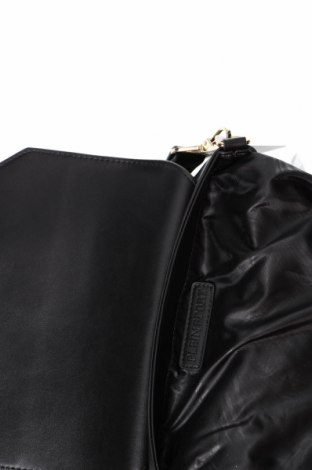 Дамска чанта Plein Sport, Цвят Черен, Цена 280,14 лв.