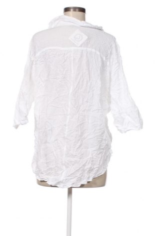 Дамска риза Blind Date, Размер L, Цвят Бял, Цена 25,00 лв.