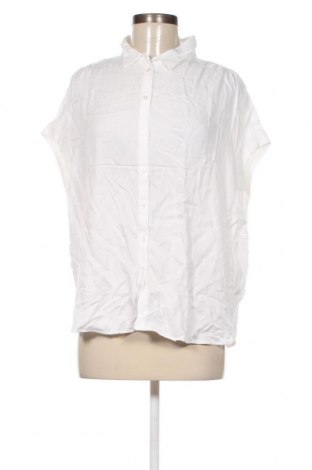 Γυναικείο πουκάμισο Canda, Μέγεθος M, Χρώμα Λευκό, Τιμή 6,93 €