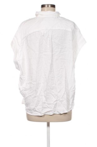 Γυναικείο πουκάμισο Canda, Μέγεθος M, Χρώμα Λευκό, Τιμή 24,74 €