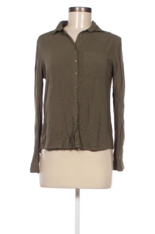 Γυναικείο πουκάμισο Cropp, Μέγεθος M, Χρώμα Πράσινο, Τιμή 12,24 €