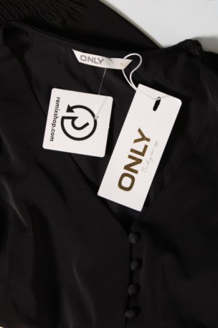 Дамска риза ONLY, Размер XS, Цвят Черен, Цена 10,40 лв.