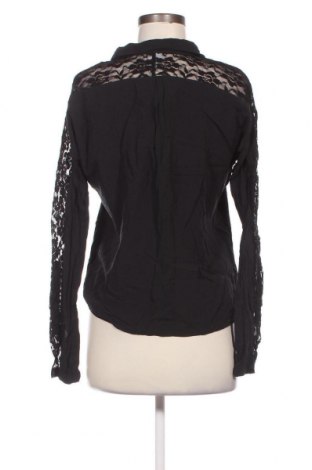 Γυναικείο πουκάμισο Vero Moda, Μέγεθος M, Χρώμα Μαύρο, Τιμή 2,30 €