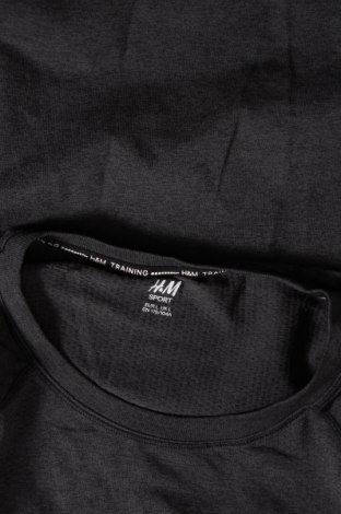 Дамска тениска H&M Sport, Размер L, Цвят Сив, Цена 15,00 лв.