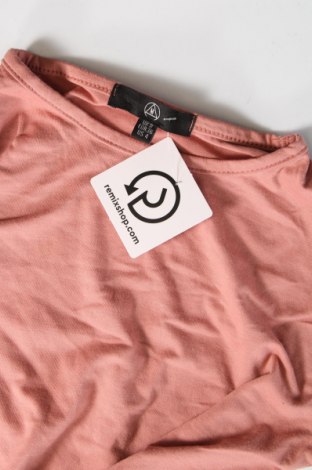 Дамска тениска Missguided, Размер S, Цвят Розов, Цена 13,00 лв.