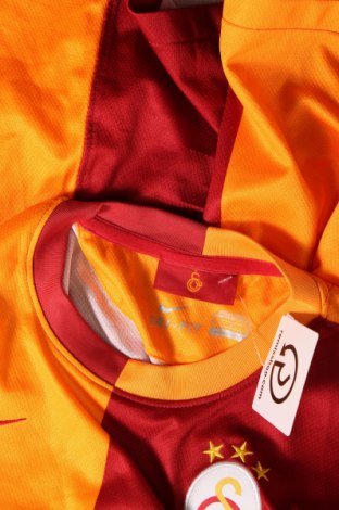 Damski T-shirt Nike, Rozmiar S, Kolor Kolorowy, Cena 63,97 zł