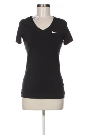 Dámské tričko Nike, Velikost M, Barva Černá, Cena  319,00 Kč