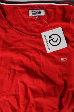 Damski T-shirt Tommy Jeans, Rozmiar XS, Kolor Czerwony, Cena 76,77 zł