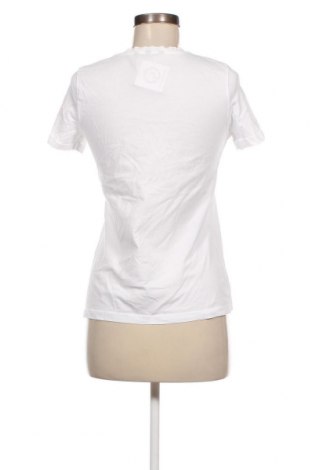 Дамска тениска Vero Moda, Размер XS, Цвят Бял, Цена 10,00 лв.