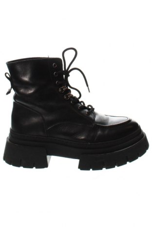 Dámské boty , Velikost 38, Barva Černá, Cena  1 062,00 Kč