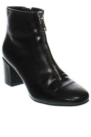Dámské boty  Graceland, Velikost 39, Barva Černá, Cena  399,00 Kč