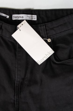 Γυναικείο Τζίν Bershka, Μέγεθος XS, Χρώμα Μαύρο, Τιμή 23,71 €