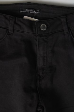 Damen Jeans Bershka, Größe XS, Farbe Schwarz, Preis 4,15 €