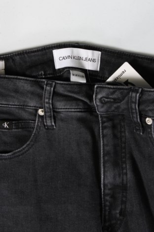 Dámske džínsy  Calvin Klein, Veľkosť XS, Farba Sivá, Cena  56,12 €