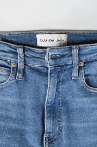 Γυναικείο Τζίν Calvin Klein, Μέγεθος XS, Χρώμα Μπλέ, Τιμή 56,12 €