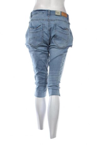 Damen Jeans Cream, Größe M, Farbe Blau, Preis 15,77 €