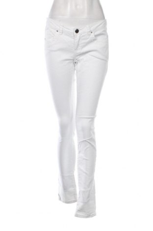 Γυναικείο Τζίν Edc By Esprit, Μέγεθος M, Χρώμα Λευκό, Τιμή 4,66 €
