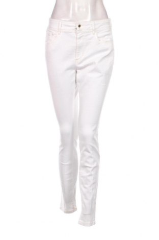 Γυναικείο Τζίν Guess, Μέγεθος M, Χρώμα Λευκό, Τιμή 46,39 €