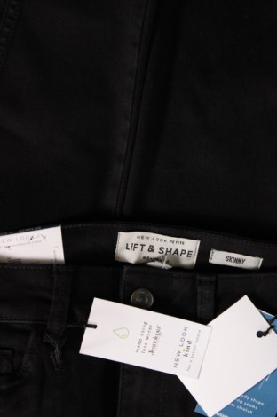 Dámske džínsy  New Look, Veľkosť S, Farba Čierna, Cena  3,56 €