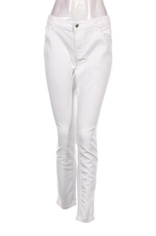 Γυναικείο Τζίν ONLY, Μέγεθος XL, Χρώμα Λευκό, Τιμή 9,81 €