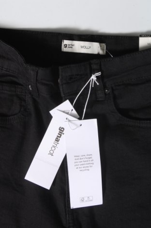 Γυναικείο Τζίν Perfect Jeans By Gina Tricot, Μέγεθος S, Χρώμα Μαύρο, Τιμή 35,05 €