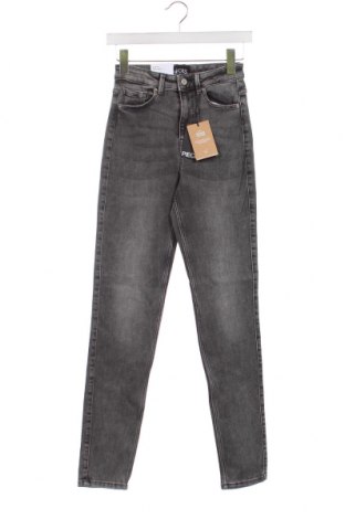 Damen Jeans Pieces, Größe XS, Farbe Grau, Preis 14,37 €