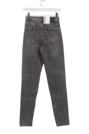 Damen Jeans Pieces, Größe XS, Farbe Grau, Preis 11,57 €