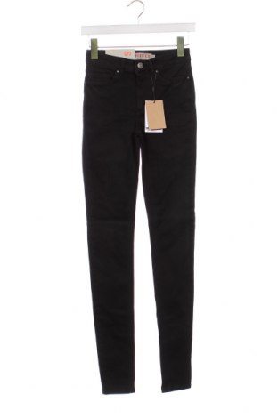 Damen Jeans Pieces, Größe S, Farbe Schwarz, Preis € 5,26