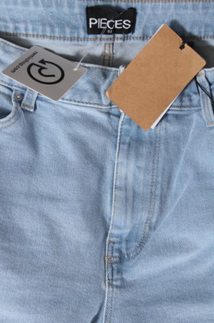 Γυναικείο Τζίν Pieces, Μέγεθος XL, Χρώμα Μπλέ, Τιμή 14,37 €