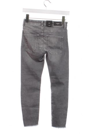 Dámske džínsy  Vero Moda, Veľkosť S, Farba Sivá, Cena  17,53 €