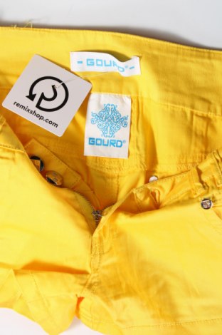 Дамски къс панталон, Размер M, Цвят Жълт, Цена 7,03 лв.