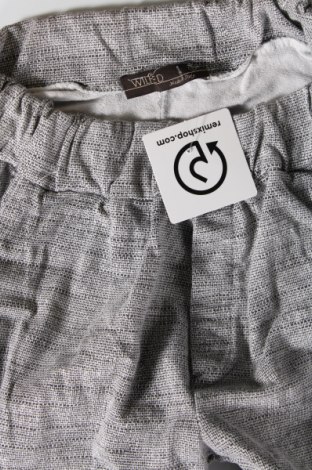 Дамски къс панталон, Размер S, Цвят Многоцветен, Цена 19,00 лв.