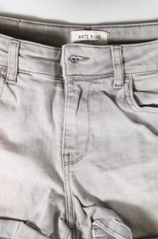 Дамски къс панталон, Размер S, Цвят Сив, Цена 5,51 лв.