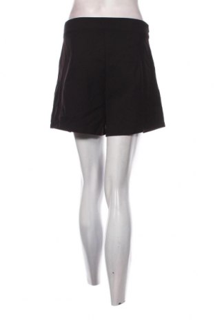Damen Shorts, Größe M, Farbe Schwarz, Preis 74,46 €