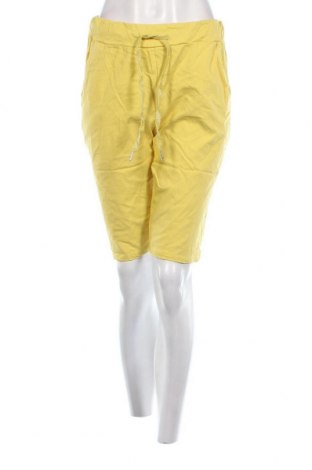 Дамски къс панталон, Размер M, Цвят Жълт, Цена 6,08 лв.