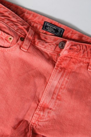 Дамски къс панталон Abercrombie & Fitch, Размер S, Цвят Червен, Цена 13,44 лв.