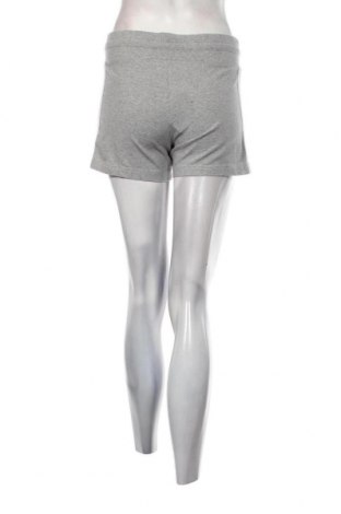 Γυναικείο κοντό παντελόνι Adidas, Μέγεθος M, Χρώμα Γκρί, Τιμή 14,85 €