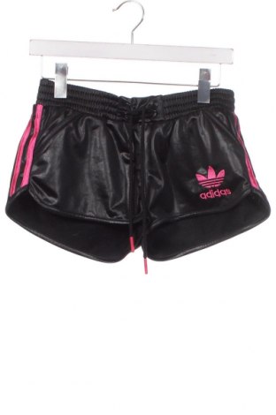 Дамски къс панталон Adidas Originals, Размер XS, Цвят Черен, Цена 24,00 лв.