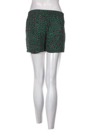Дамски къс панталон Ambika, Размер M, Цвят Многоцветен, Цена 7,60 лв.