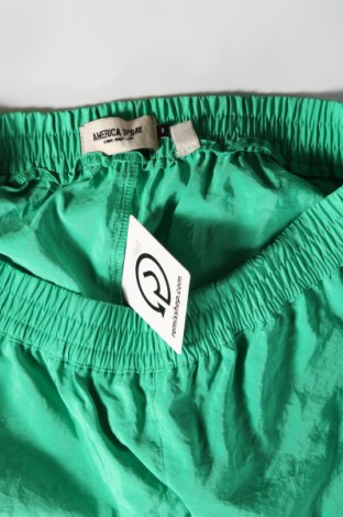 Дамски къс панталон America Today, Размер S, Цвят Зелен, Цена 19,00 лв.