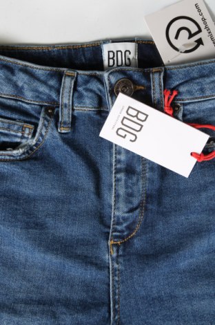 Pantaloni scurți de femei BDG, Mărime XS, Culoare Albastru, Preț 236,84 Lei